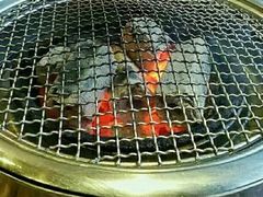 -啊美丽炭火烤肉(滑翔一店)