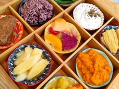 -轻蔬不用等·素食(江苏路店)