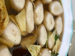 -老子山小鱼锅贴·龙虾馆