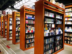 -西西弗书店&矢量咖啡(凯德晶萃广场店)