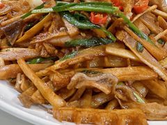 -老船夫婚宴婚庆会馆(延吉路店)