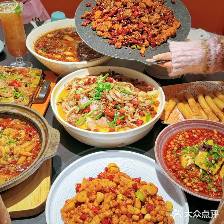 四川朋友推荐！大悦城这家川菜敲正宗❗