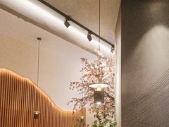 -蜜桃餐厅·伴山(海岸城店)