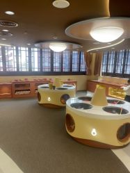 -奈尔宝·国风主题儿童乐园·亲子餐厅(豫园商城店)