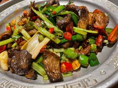 干锅肥肠护心肉-95号酱骨·一块豆腐(展春园西路店)
