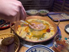 -洱火云南酸菜牛肉火锅(石景山当代商城店)