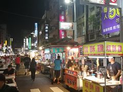 -六合夜市