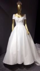 点击看大图 -THE QUEEN(北京店)