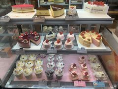 -面包新语(龙湖·西宸天街店)