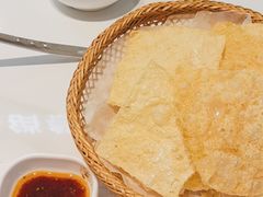 -洪氏嗨捞·广东猪肚鸡·椰子鸡火锅(西咸万象城店)