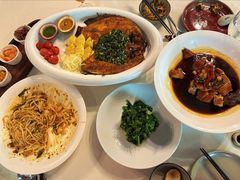 小锅米线-泓0871臻选云南菜·味庄