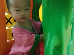 -绿岛汤泉韩式休闲会所