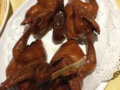 招牌烤乳鸽-石岐佬中山菜馆(张溪店)