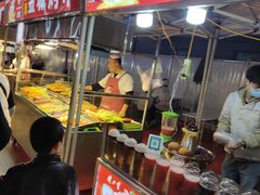 -正宁路小吃夜市