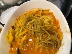 辣海鲜面-桃园中华料理炸酱面(燕儿岛路店)
