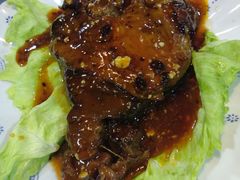 东坡肘子-东坡熬鱼馆(天泰路店)