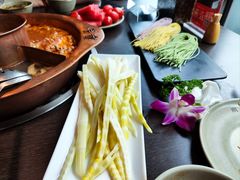 -滇釜火锅·能喝汤的火锅(车公庄店)