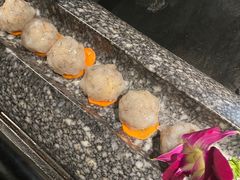 干贝咸蛋黄虾滑-哥老官重庆美蛙鱼头(西湖银泰十一哥店)