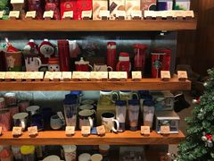 零售区-星巴克臻选(南京艾尚天地店)