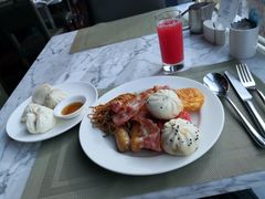 -上海龙之梦万丽酒店