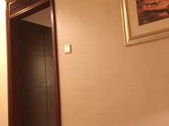 -汕尾巴黎半岛酒店