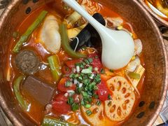 -成都你六姐·牛肉冒菜(信泰中心商场店)