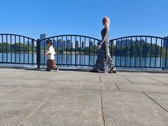 -世纪公园-1号门停车场