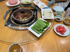 -额尔敦传统涮.冰煮羊火锅(乌兰察布体育场店)