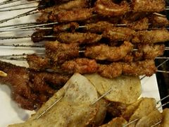 烤肉串-郑贵初烧烤·烤凤爪的发明者(王家湾店)