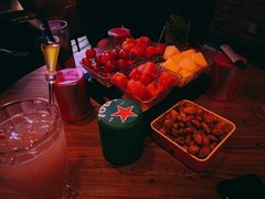 -江湖酒吧