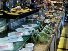 自助取餐区-大中华希尔顿酒店-念自助餐·嗨啤·小龙虾