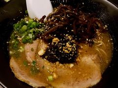 黑蒜黑丸豚骨拉面-一豚轩·烧鸟·豚骨拉面(五四路店)