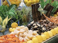-广州万富希尔顿酒店·感趣自助餐厅·金秋蟹宴生蚝海鲜刺身