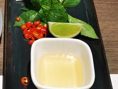 -港丽餐厅(来福士店)