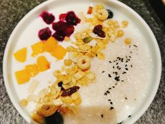 金桃酸奶-丝路金桃·新疆菜(徐汇店)