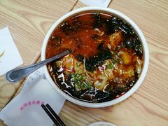 -董小姐一人一份酸菜鱼(新时代商业街店)