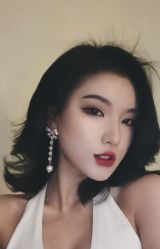 -时尚殿堂明星门店