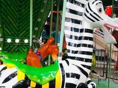 -顺德大良半月城游乐场