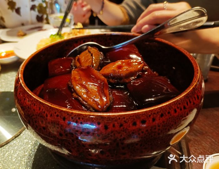 杭州西子湖四季酒店·金沙厅鲍鱼红烧肉图片