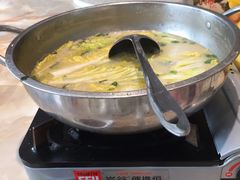 -沪华海鲜大酒楼(南汇店)