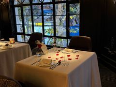 -弦月窗LUNETTE BY AMANDA(复兴路店)