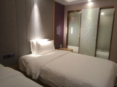 -麗枫酒店(深圳坪山高铁站龙东地铁站店)