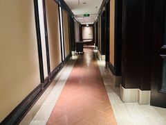 -王府井酒店(金桥港湾店)