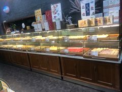 面包甜点陈列柜-清真全盛斋传统糕点(西羊市店)