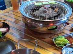 -叽叽扎扎烤肉场(生态城万达店)