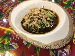 -闯关东东北农家菜(崂山石老人店)