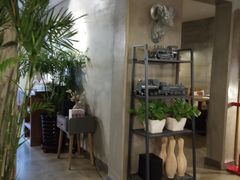 -HIGH FIVE哈福手工汉堡(桂林路店)