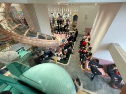 -奈尔宝·儿童乐园·亲子餐厅(华采天地店)