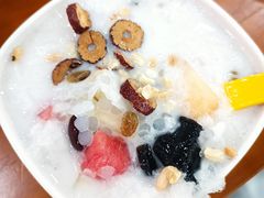 -老何家后安粉·糟粕醋海鲜火锅(三亚湾椰梦长廊店)