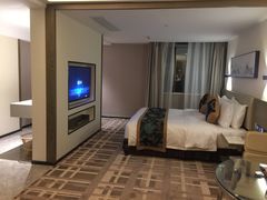 -曼谷一号酒店(深圳龙华大浪商业中心店)